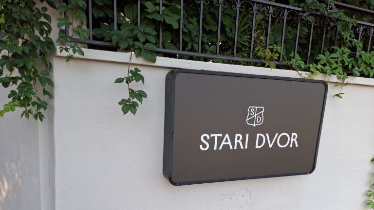 hotel stari dvor ugljan.jpg