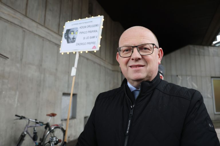 glas ljudstva zaveze strank.jpg