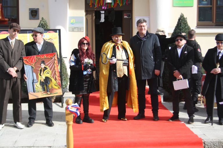 fasjenk-prevzme-oblast-na-obcini, zupan-dr-stress, koranti-hajdina