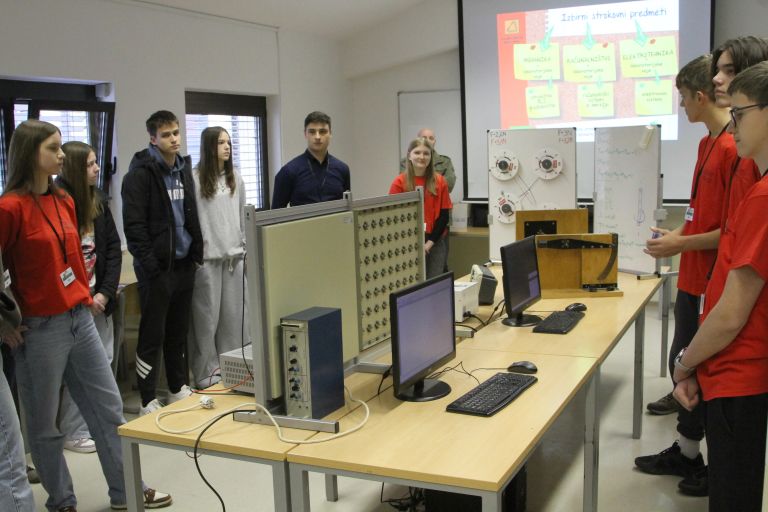 informativni-dan-2019-na-solskem-centru-novo-mesto