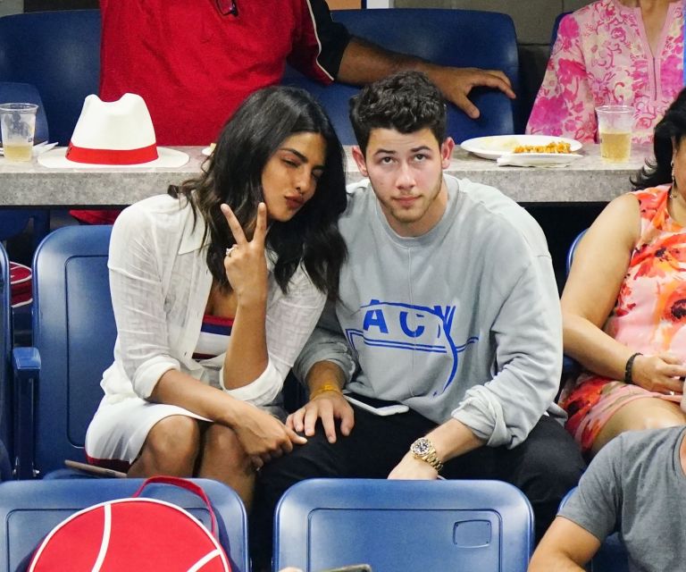 priyanka-chopra-in-nick-jonas