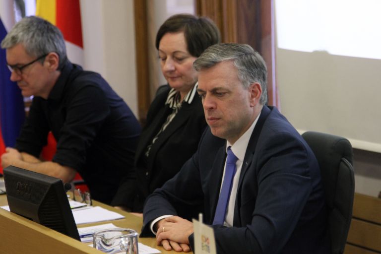 pregled-izvajanja-strategije-za-rome-mestne-obcine-novo-mesto-za-obdobje-2022-2030