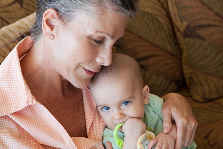 stara mama, vnuk