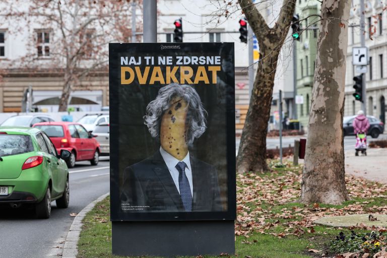 golob banana plakat sds.jpg