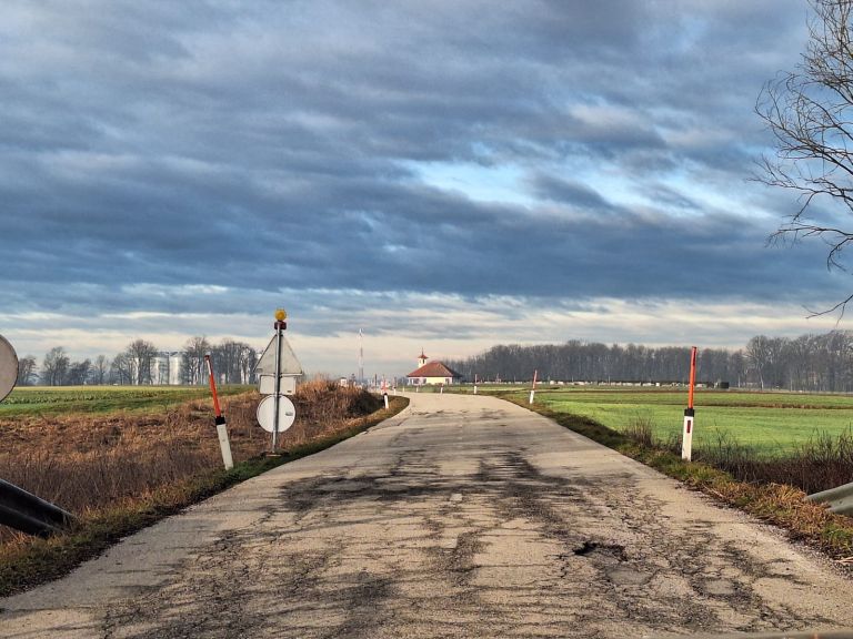 dobrovnik, genterovci, turnisce, cesta, zapora, obcina-dobrovnik, obcina-lendava, obcina-turnisce