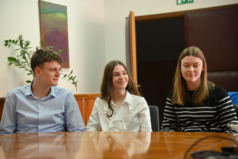 podpis-štimpendij-moravske-toplice, pif, pomurska-izobraževalna-fundacija