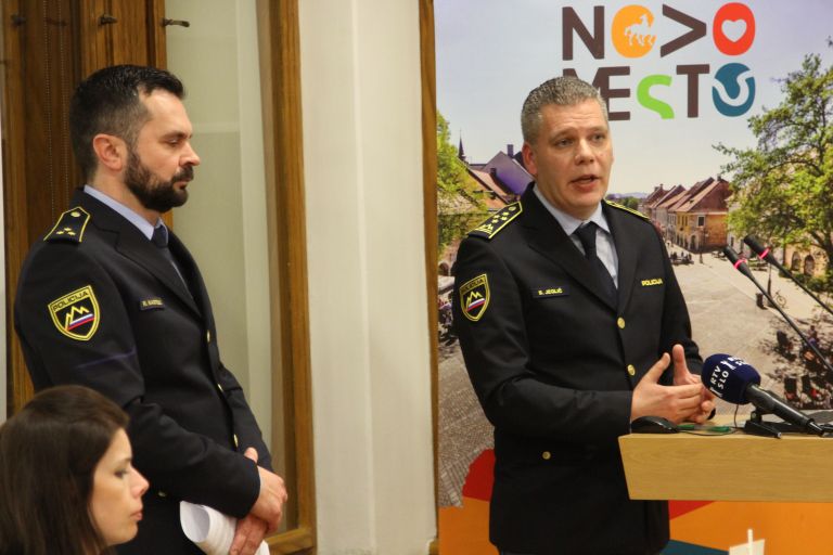 pregled-izvajanja-strategije-za-rome-mestne-obcine-novo-mesto-za-obdobje-2022-2030