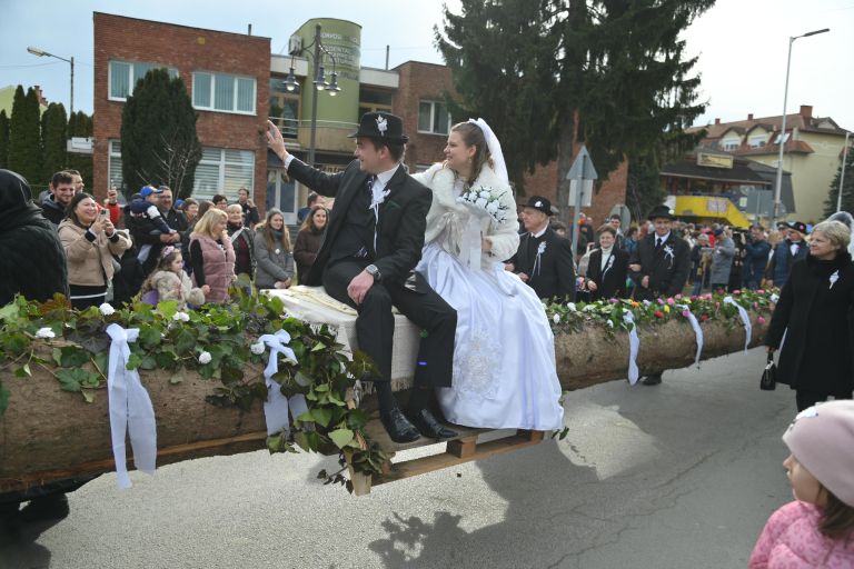borovo-gostuvanje, porabje, gostüvanje, monošter, poroka