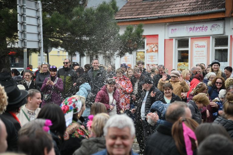 borovo-gostuvanje, porabje, gostüvanje, monošter, poroka