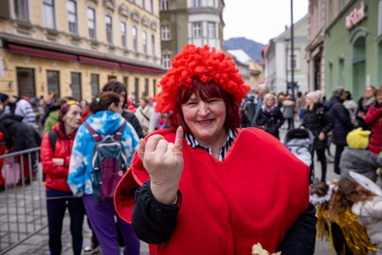 Marjeta Kuhar zmagovalka zlatega prstana zlatarstva Gajšek (Medium).jpg