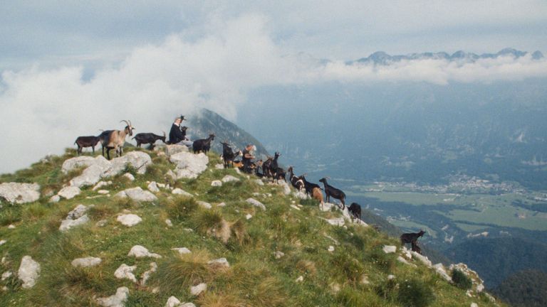 drezniska-koza-in-njeni-ljudje