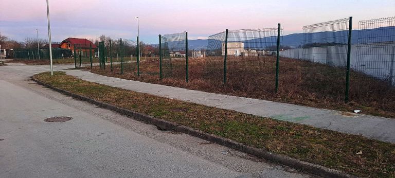 cona, ograja, dobruska-vas-skoda