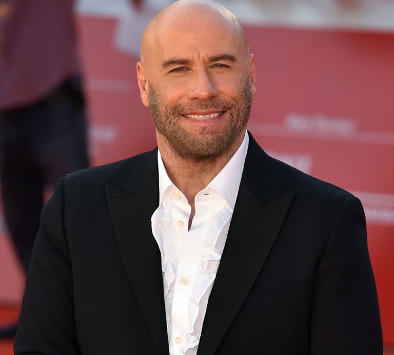 John Travolta je med drugim pilot.