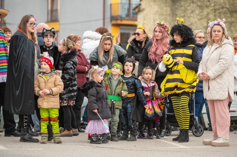 pust, beltinci, pustovanje, kurenti