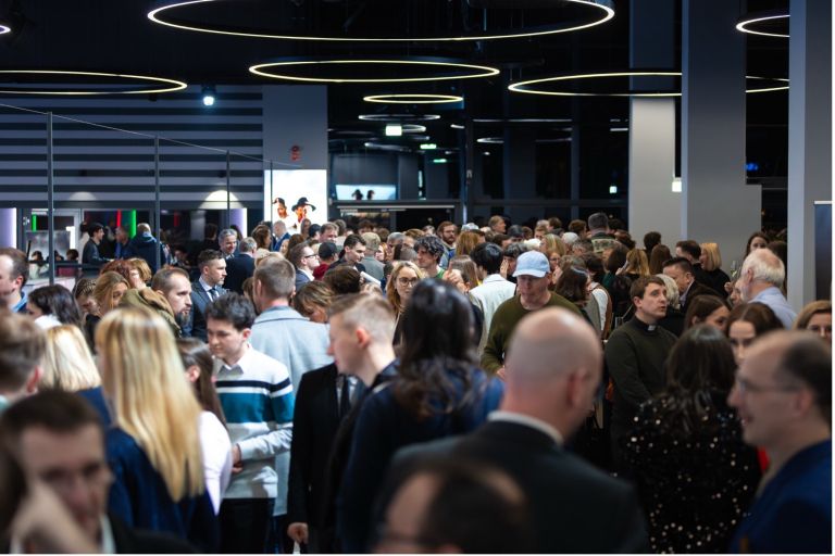 exodus 1945 premiera odiseja.jpg