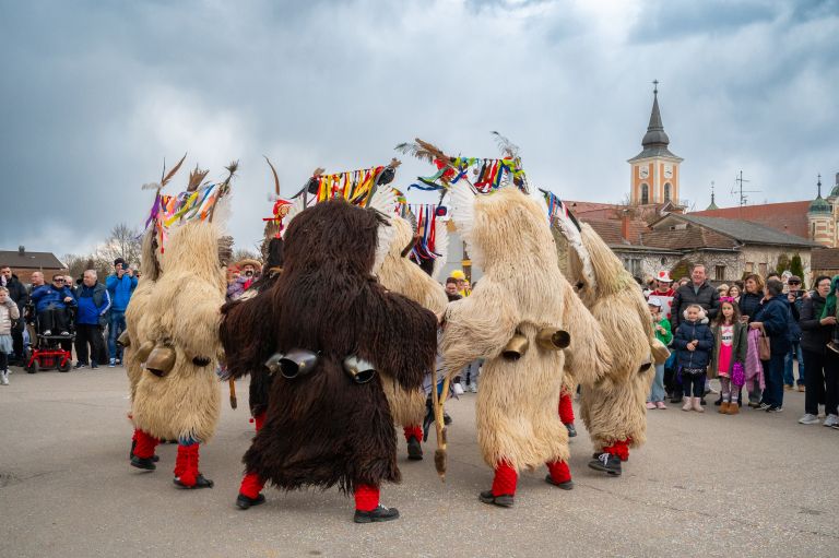 pust, beltinci, pustovanje, kurenti