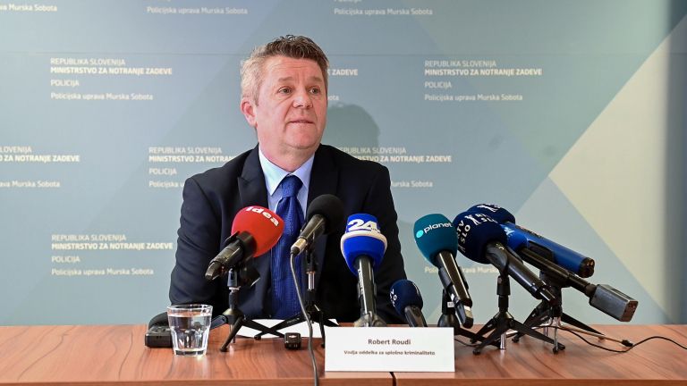 umor-samomor-globoka, izjava-polcije, robert-roudi