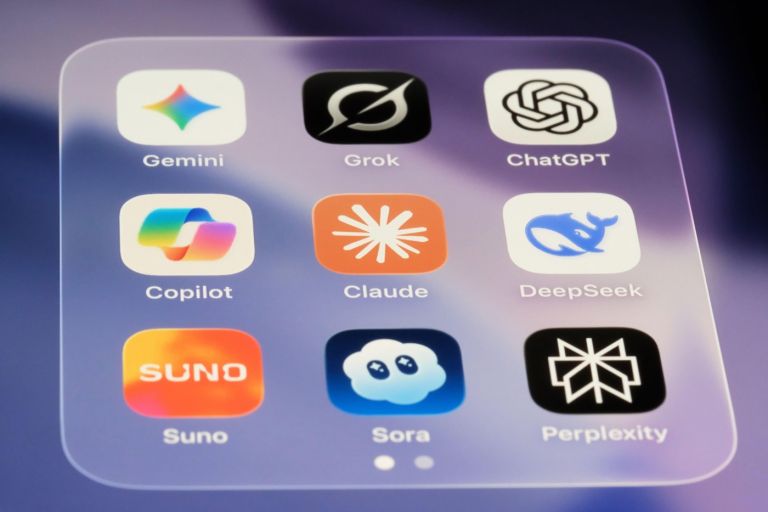 umetna-inteligenca, gemini, chatgpt, sora, deepseek, perplexity, suno, claude, copilot, grok