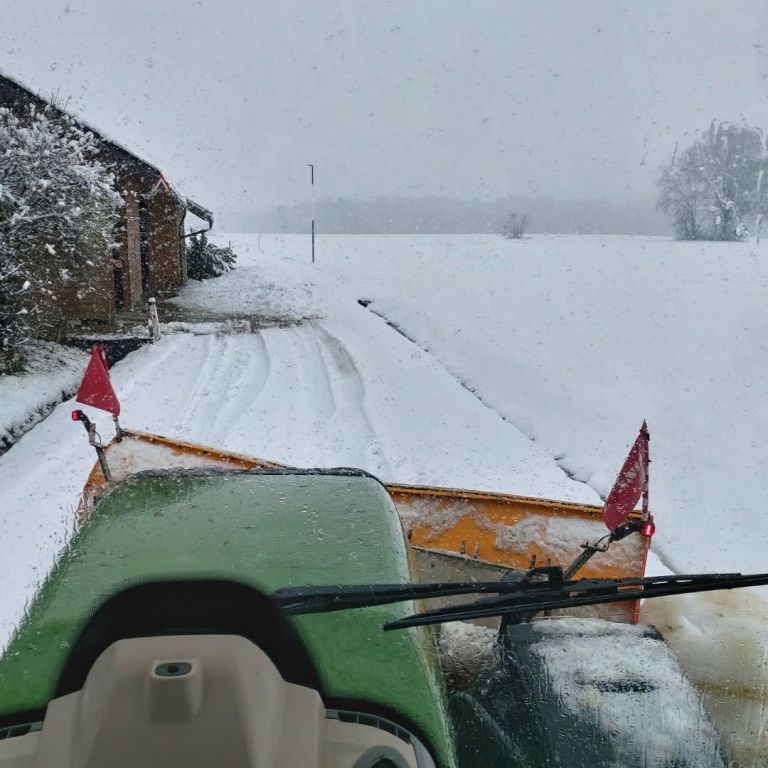 hb_zimska služba.jpg