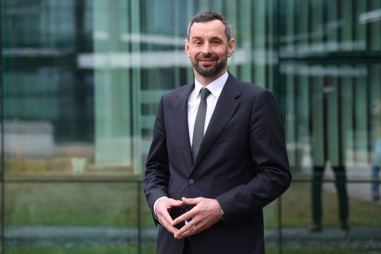 UV-peter grum-pl012.JPG