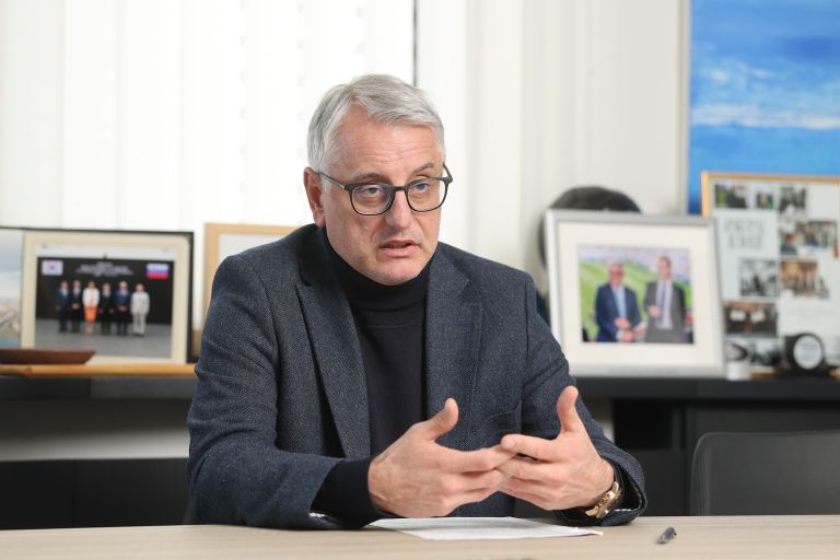 I-matjaz han-pl004.JPG