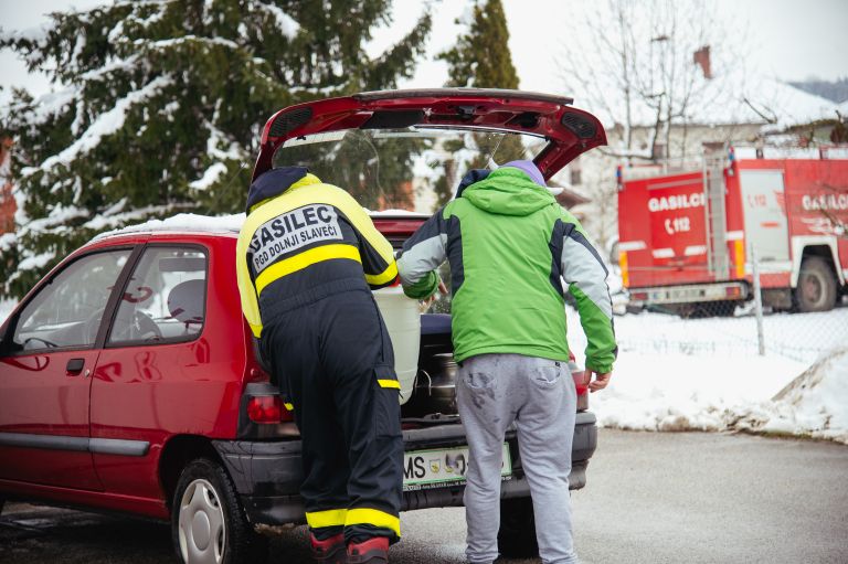 oskrba-s-pitno-vodo, gasilci-pitna-voda, pgd-dolnji-slaveči