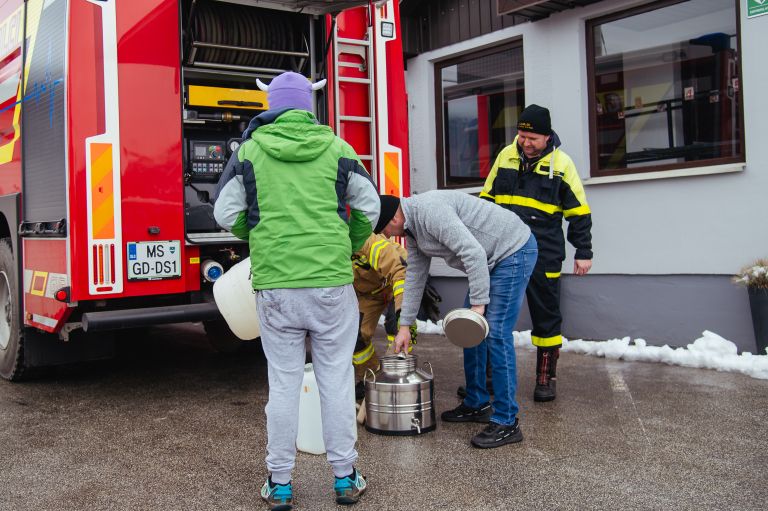 oskrba-s-pitno-vodo, gasilci-pitna-voda, pgd-dolnji-slaveči