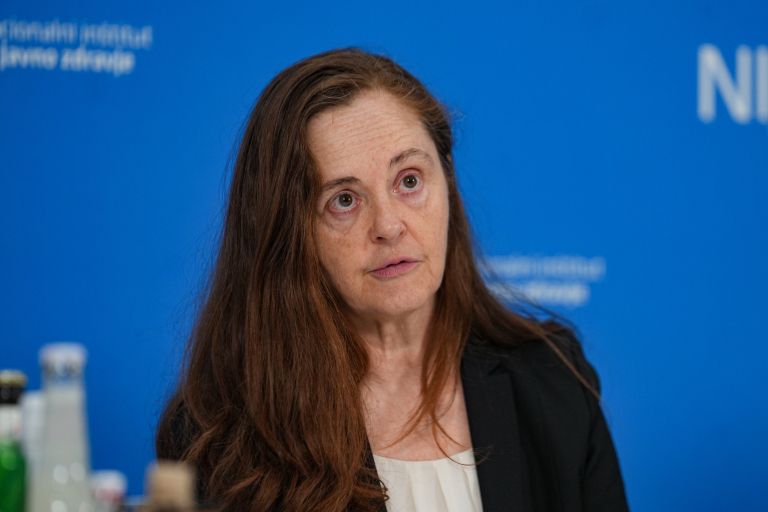 nijz, nacionalni-institut-za-javno-zdravje, zala-jeras, maja-roskar, helena-koprivnikar