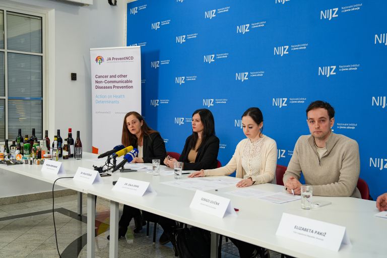 nijz, nacionalni-institut-za-javno-zdravje, zala-jeras, maja-roskar, helena-koprivnikar