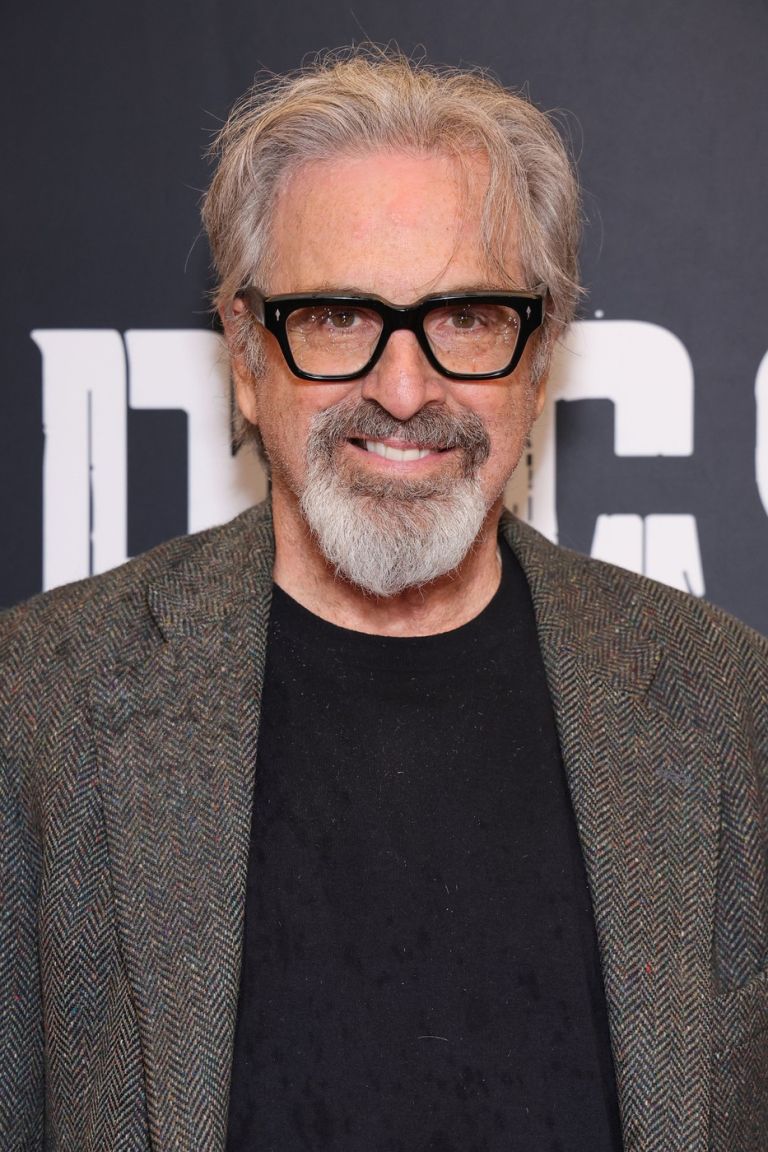 robert-carradine
