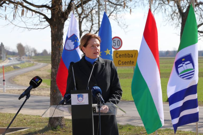 alenka-bratusek, otvoritev-obnovljene-ceste, cesta-lendava-pince