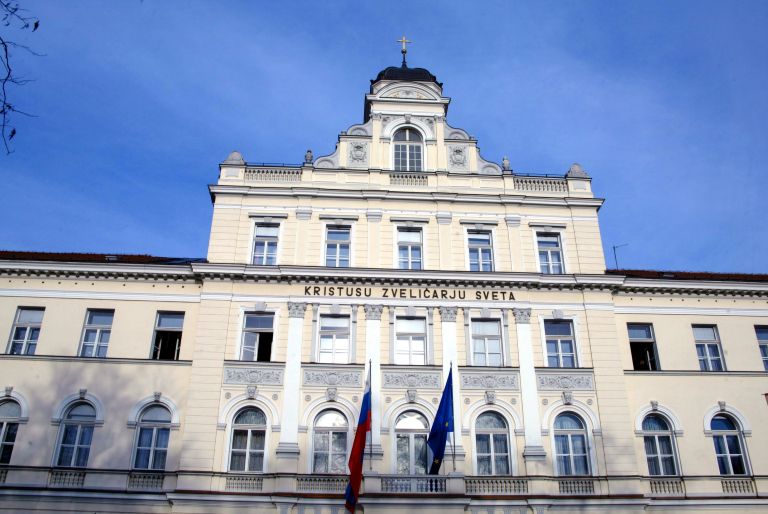 skofijska gimnazija.jpg