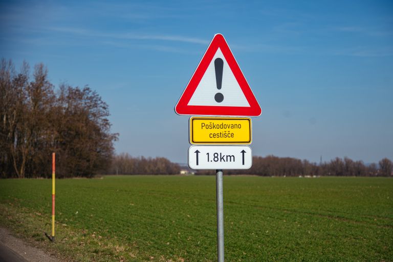 polaničeva-cesta, polaničova, poškodovano-cestišče, promet