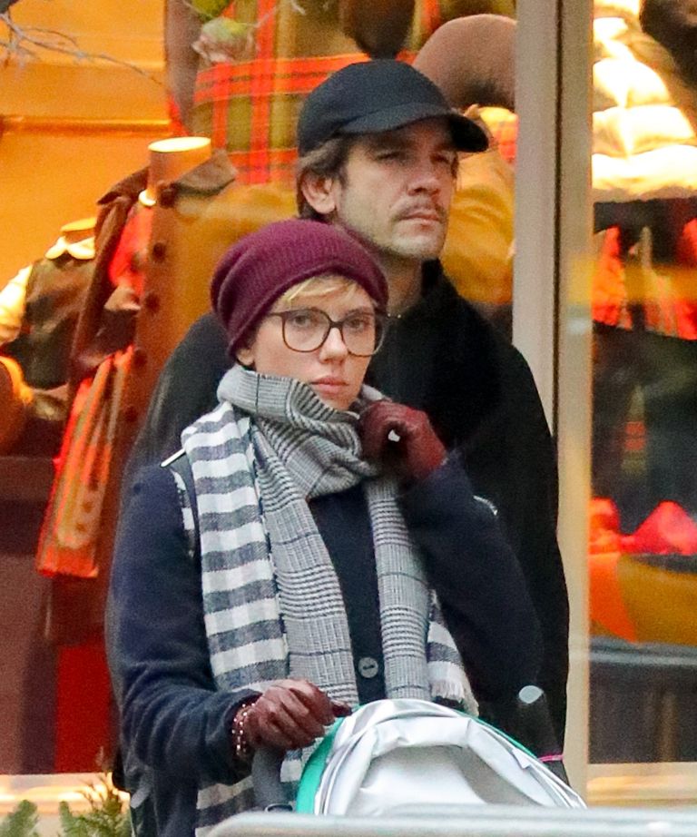 Scarlett Johansson, Romain Dauriac.jpg