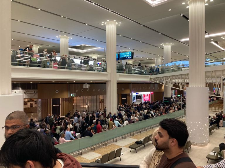 dubaj, cesta, avtocesta, letališče