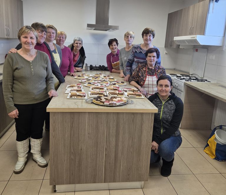 hb_Društvo gospodinj Trnovska vas1.jpg