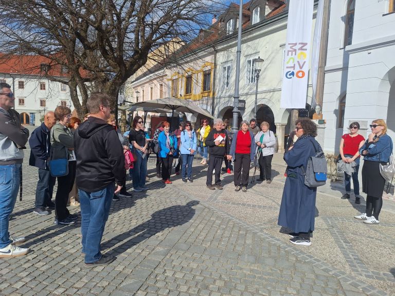 Utrinek z enega minulih sprehodov po pešpoti PPNM.jpg