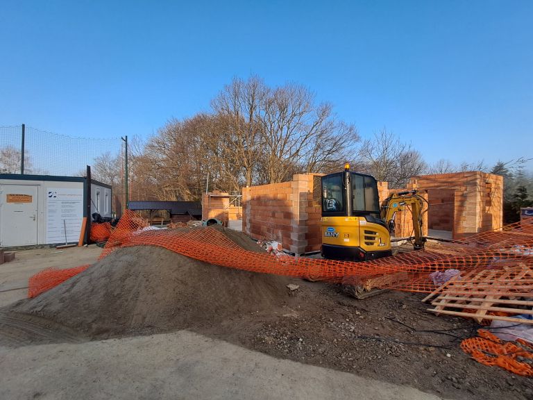 mv-svetniki majšperk.jpg