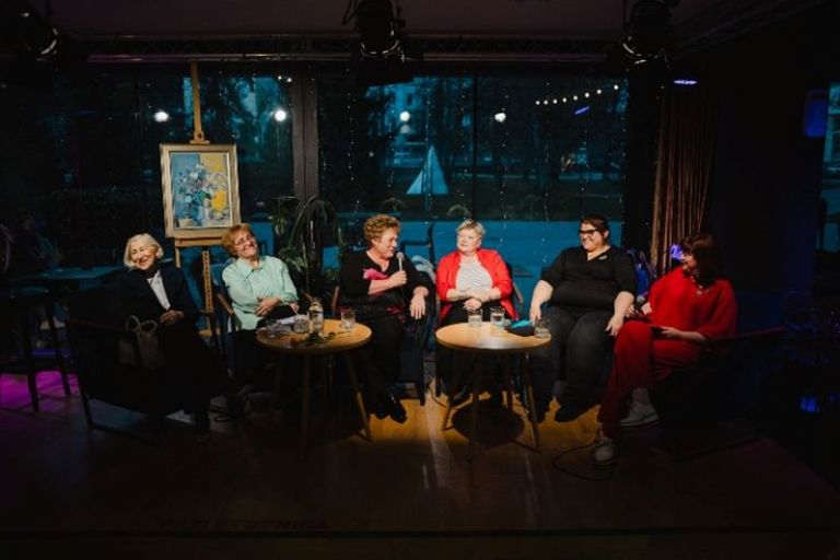 Eden od številnih pogovornih večerov PPNM_ Vito Saje.jpg