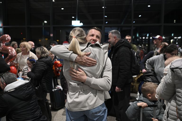 vrnik letalo oman dubaj bliznji vzhod.jpg