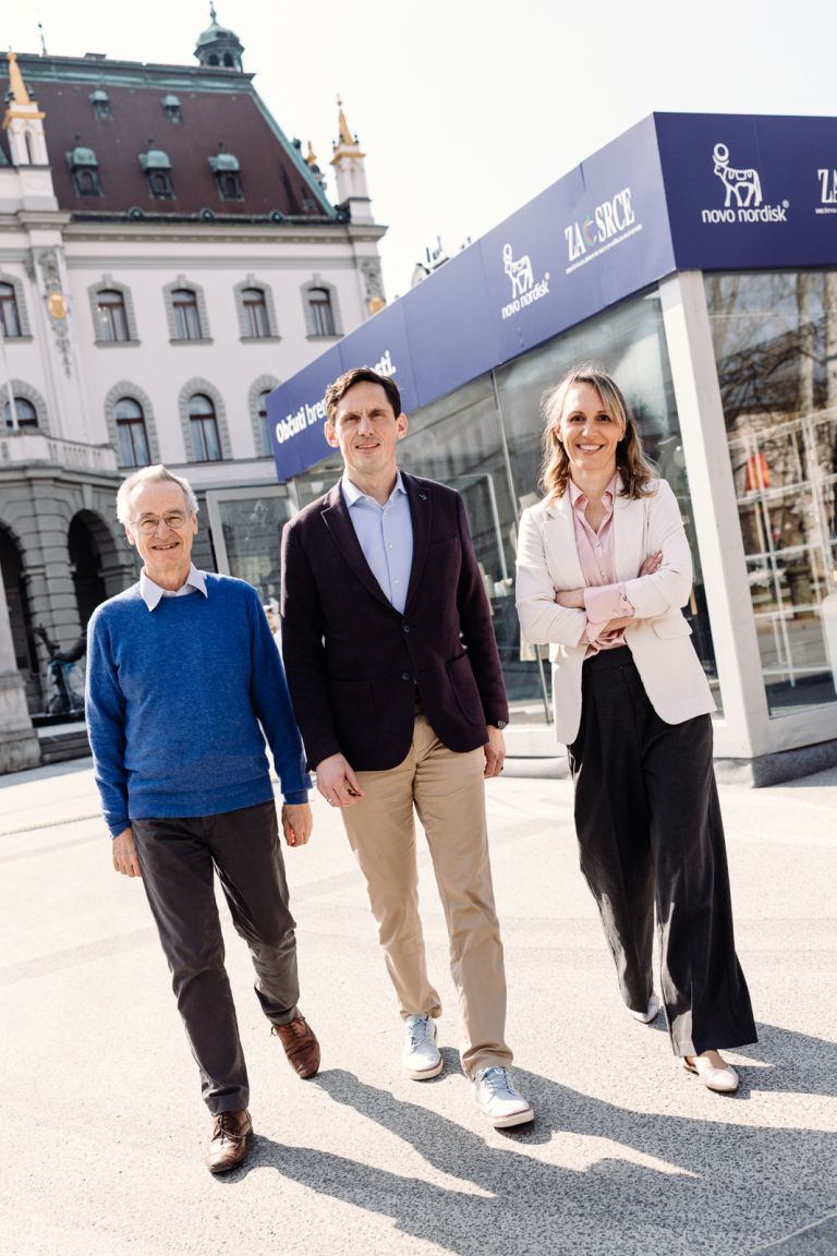 Strokovni govorci.jpg