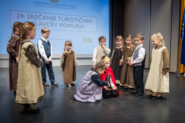 pomurska-turisticna-zveza, turisticni-delavci-pomurja, podelitev-priznanj-ptz, stanko-ivanusic