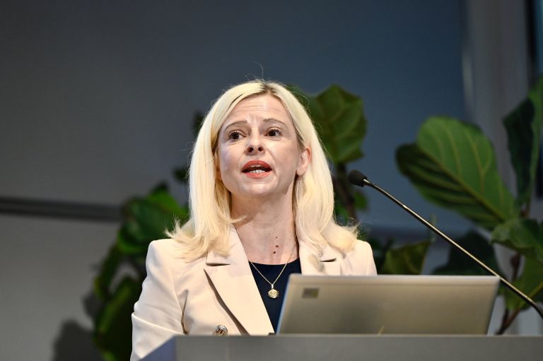 Ksenija Klampfer.jpg