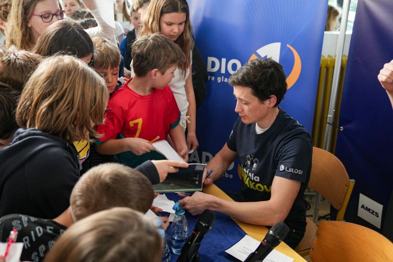 Cene Prevc, Dežela junakov