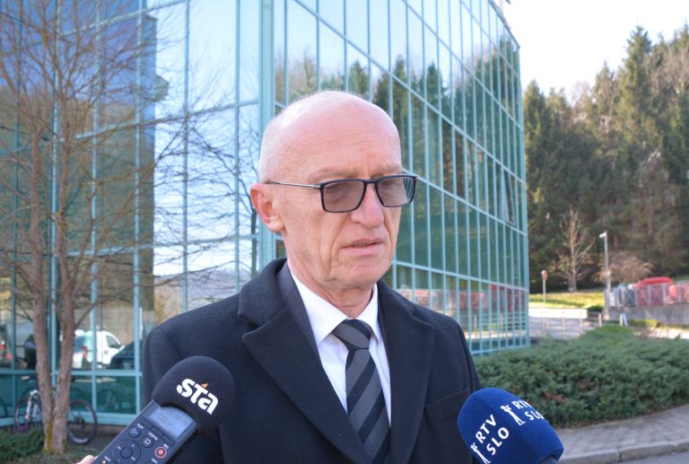 kostak