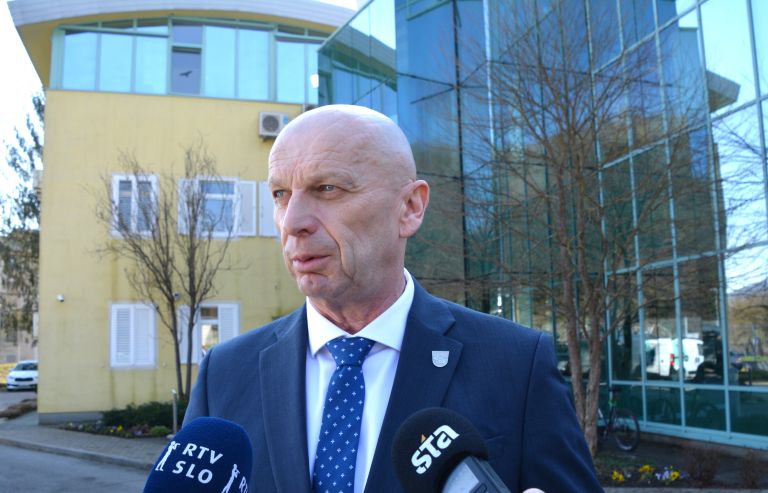 kostak
