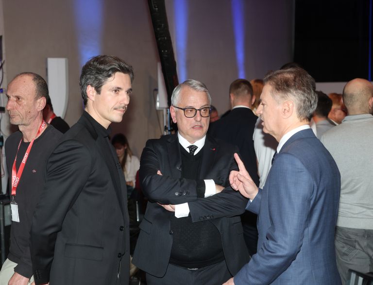 4 mesec han golob-pl.jpg