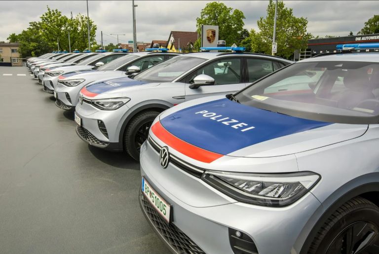 policija elektro dunaj avstrija 2.jpg