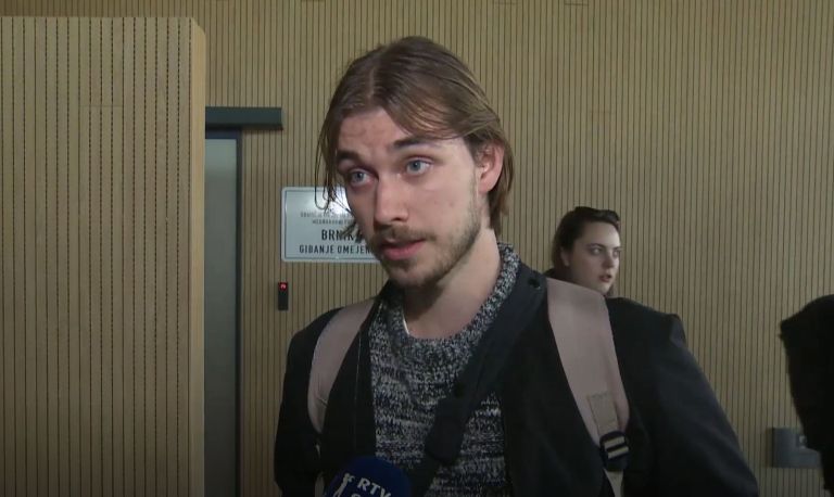 34 ur brez toplega obroka.jpg