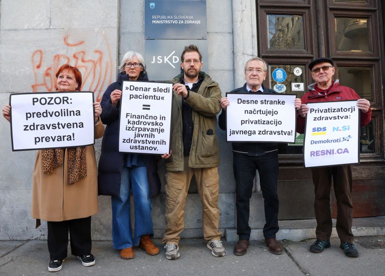 glas ljudstva jenull keber-bobo.jpg